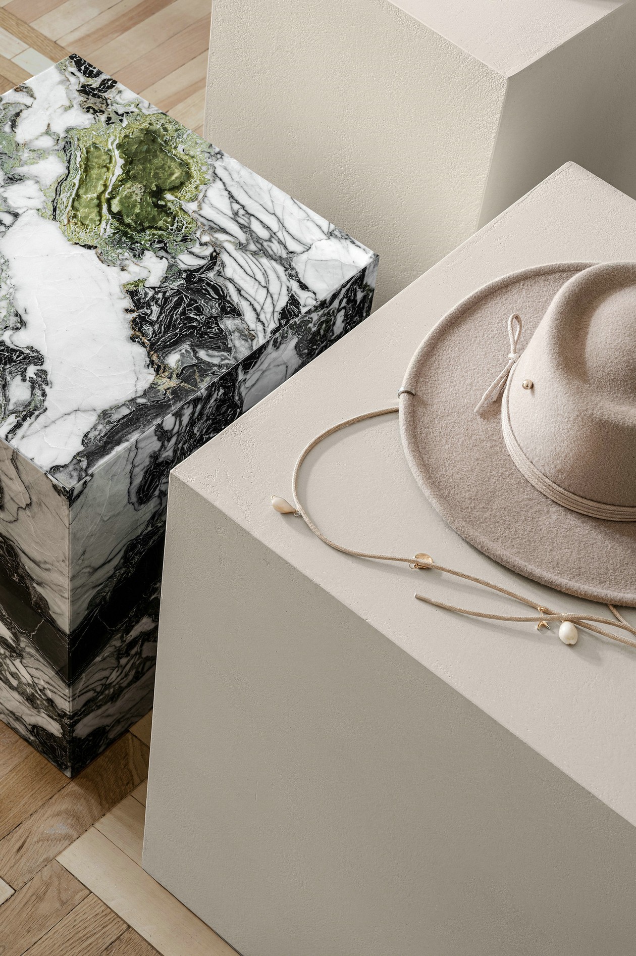 乌克兰基辅85㎡秀场展厅设计-29