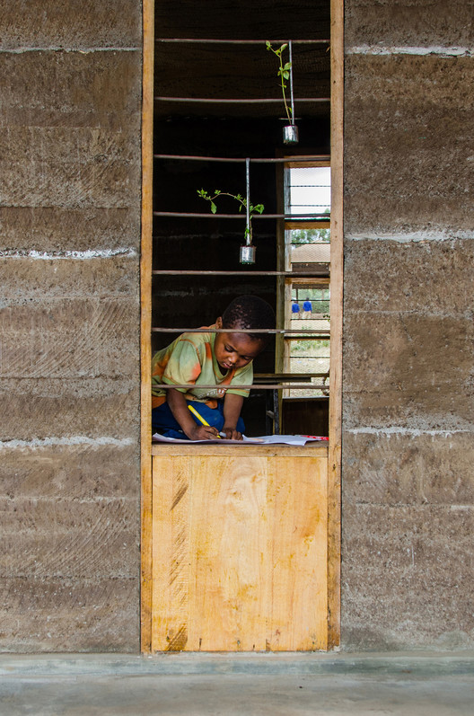 阿马尼图书馆-34