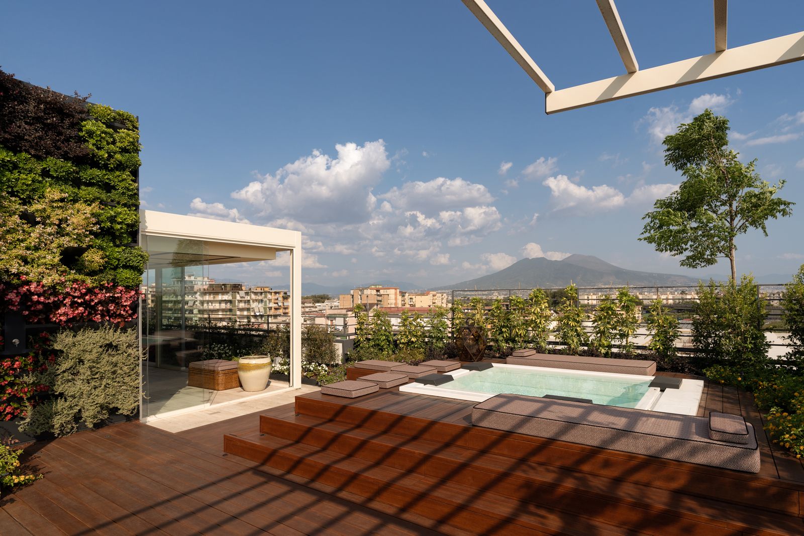 那不勒斯具有民族魅力的顶层公寓丨意大利那不勒斯丨Aureum40 studio-38