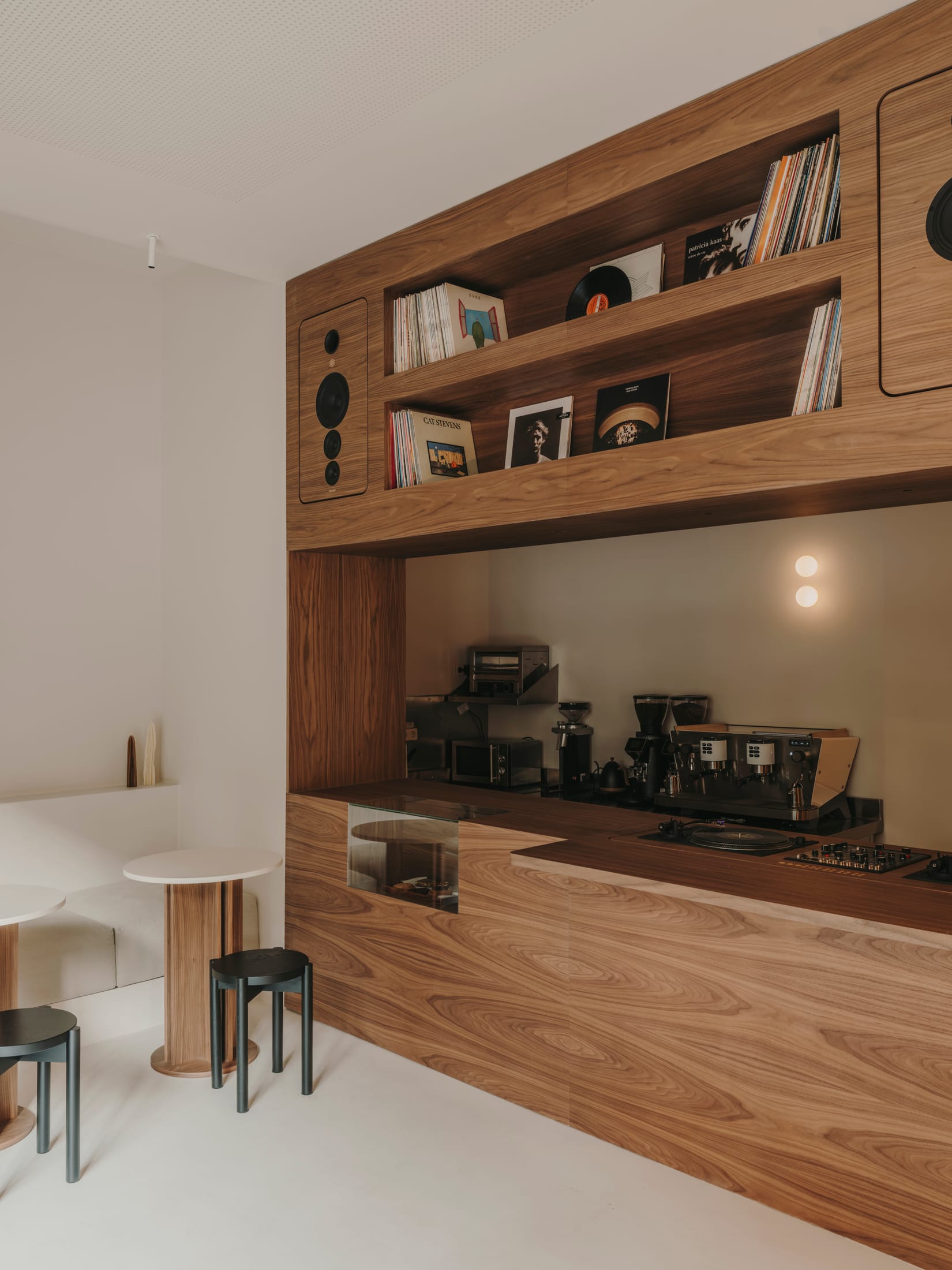 咖啡馆 丨西班牙巴塞罗那丨Isern Serra Studio-14