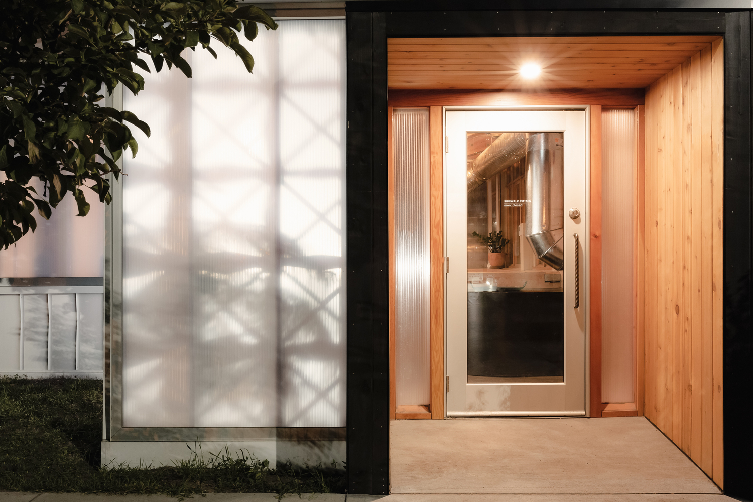 加拿大卡尔加里中央纪念公园木质曲线餐厅设计丨Studio North-30