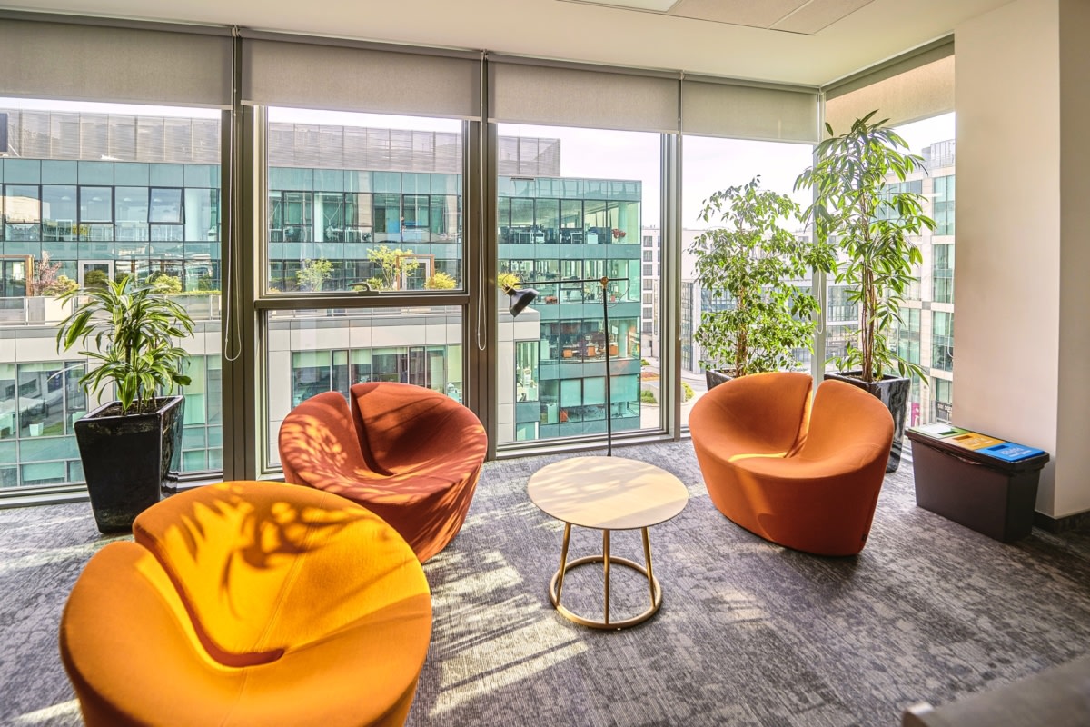 华沙保密制药公司办公室设计丨波兰华沙丨Massive Design-18