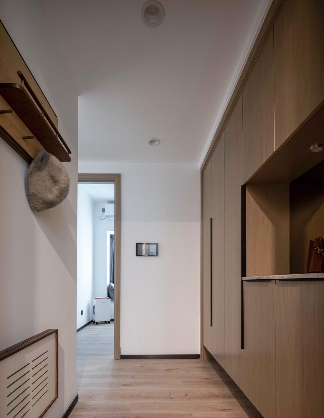 地升幕布++旋转餐桌·116m²精装房改造丨中国广州丨吴思昊-16