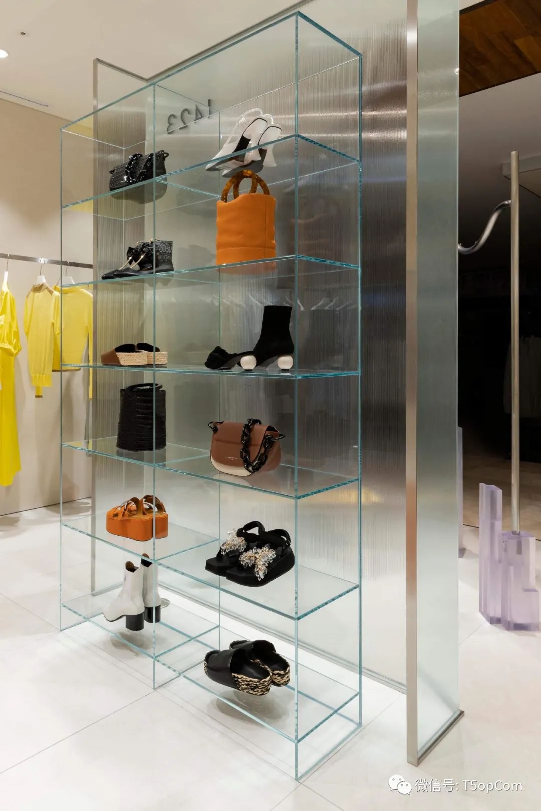 首尔 37 平方小型女装店 1423 Naive Water丨韩国首尔-11