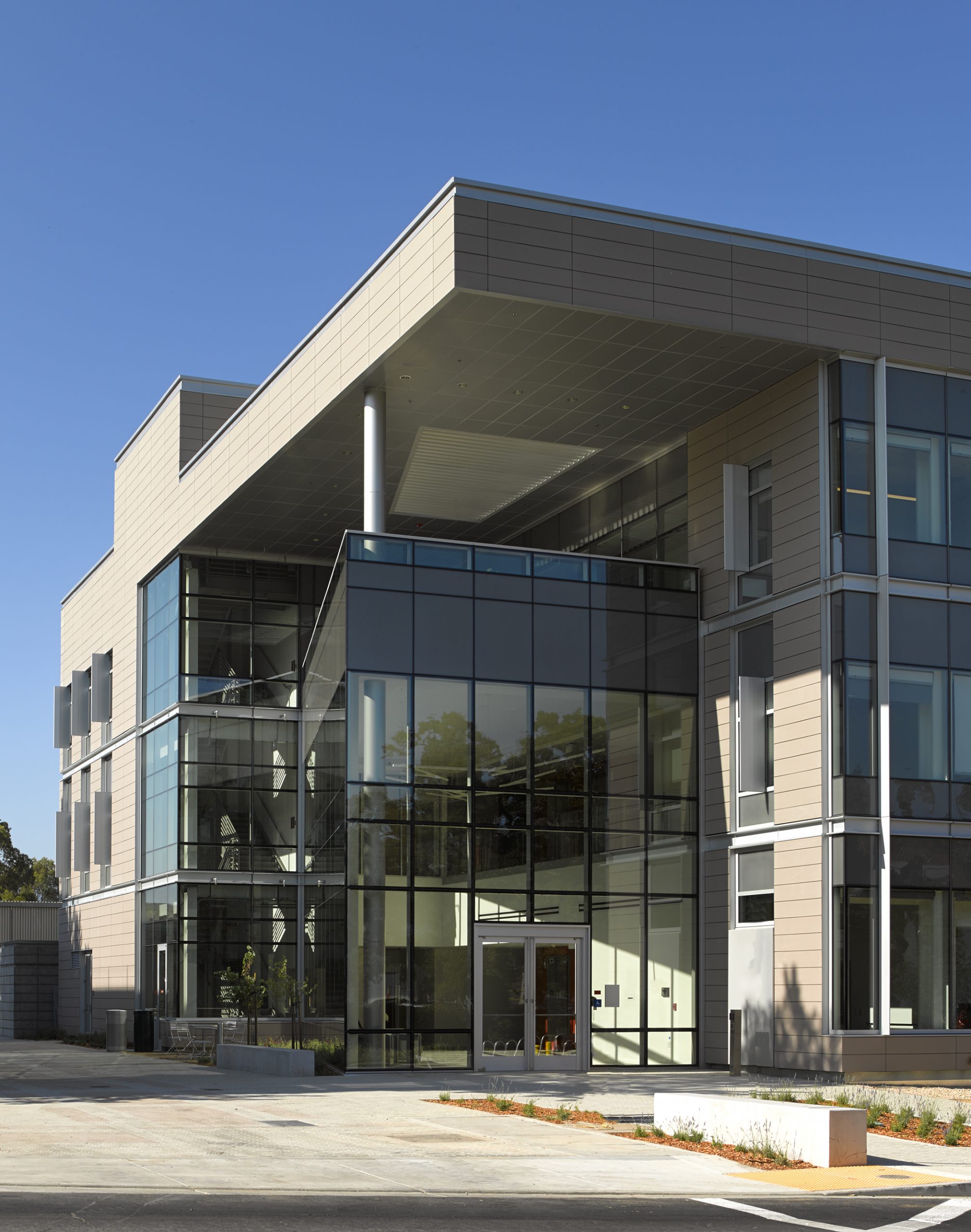 SLAC National Accelerator Laboratory Research Support Building -1