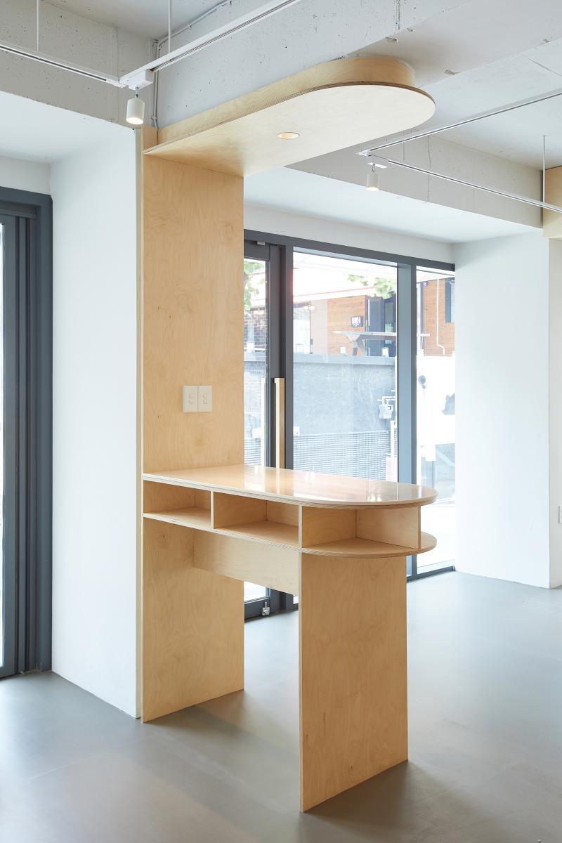 明亮温馨的简约咖啡馆，打造高品质生活空间-8