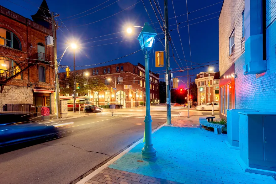 蓝色房间丨CanadaToronto丨uoai-17