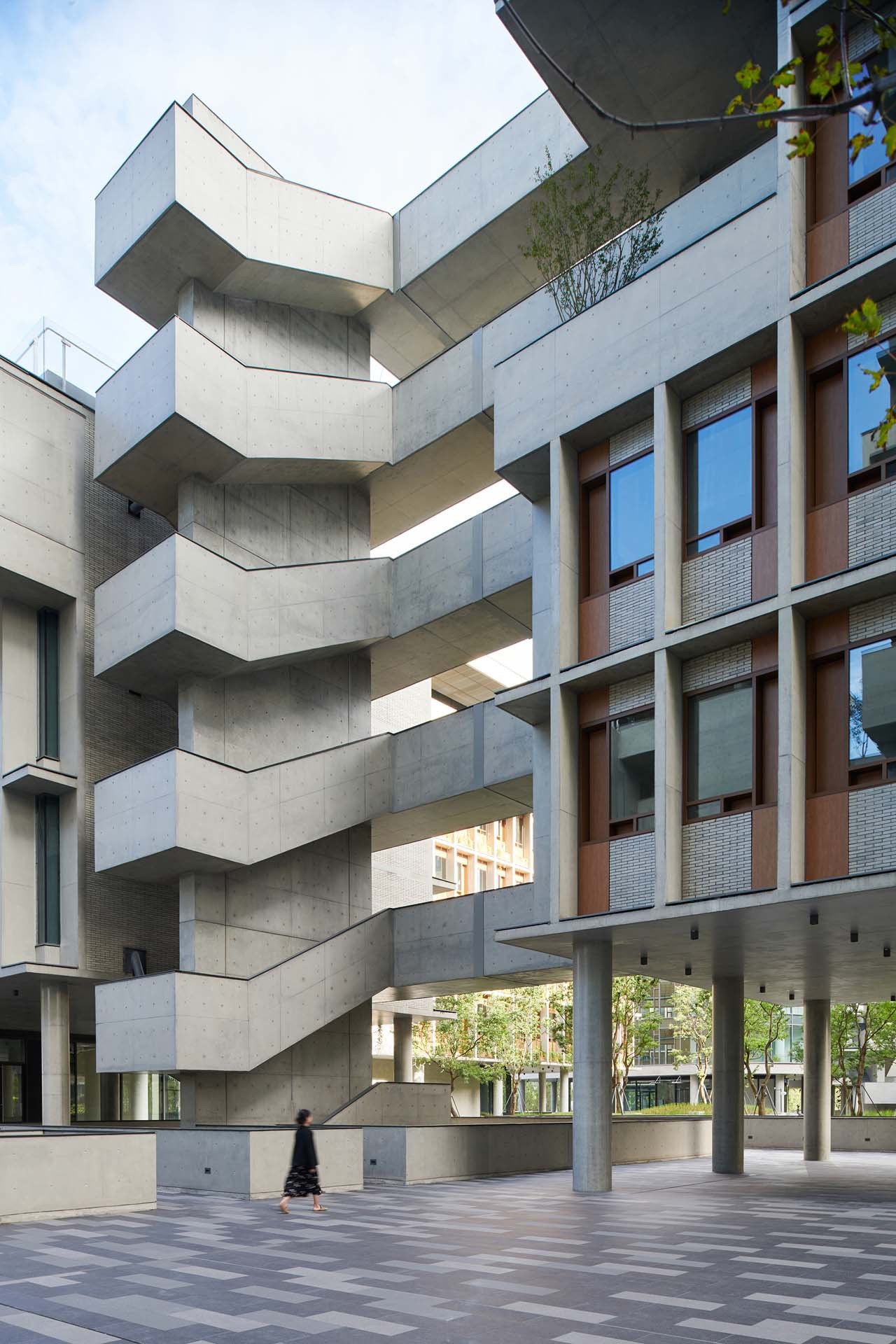 成都麓湖漂浮总部办公楼丨中国成都丨直向建筑-2