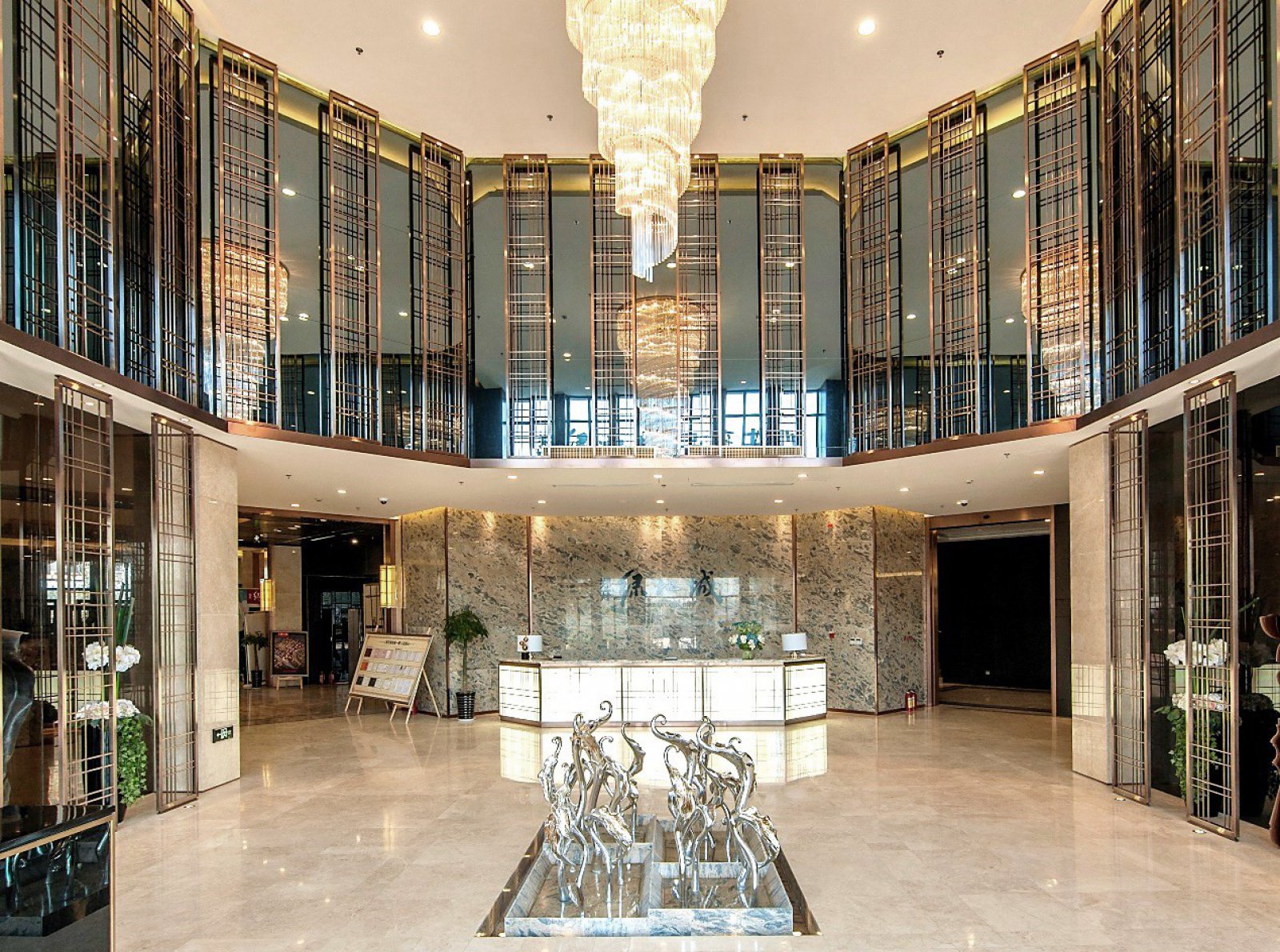 河南开封绿地城售楼处  彼勒建设-1