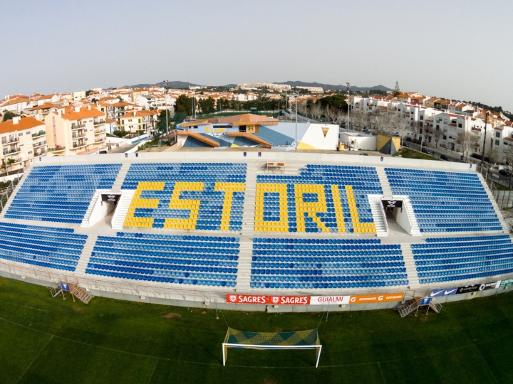 Clube 39(葡萄牙足球俱乐部集装箱建筑)-34