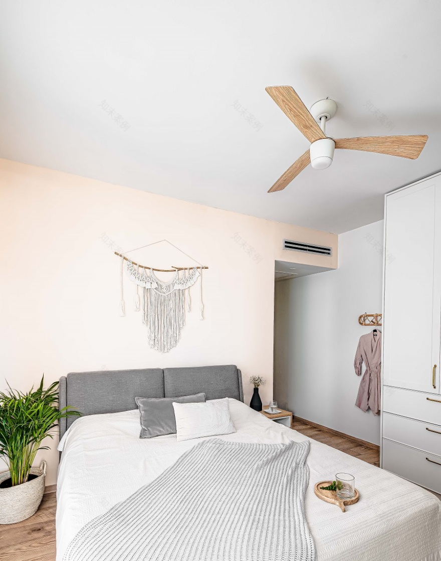 中部某家庭公寓室内设计丨室内设计师奥西·凯茨-31