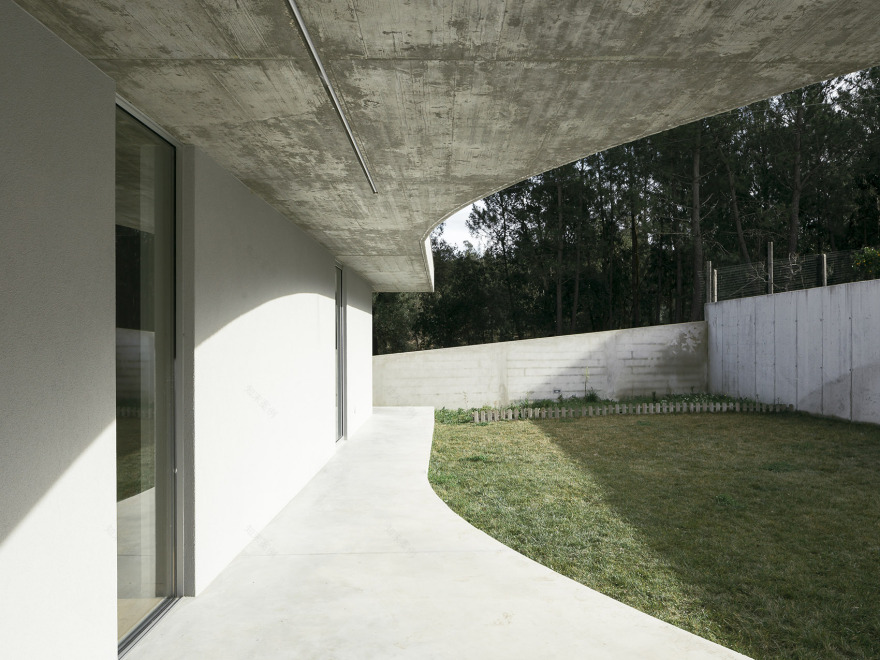Gloma 住宅,葡萄牙 / Bruno Dias Arquitectura-12