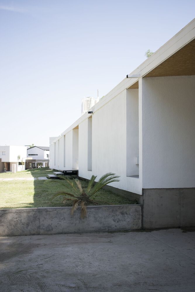 融入自然的简约雅居 · 阿根廷 Yungas 三宅丨Sitio Arquitectura-39