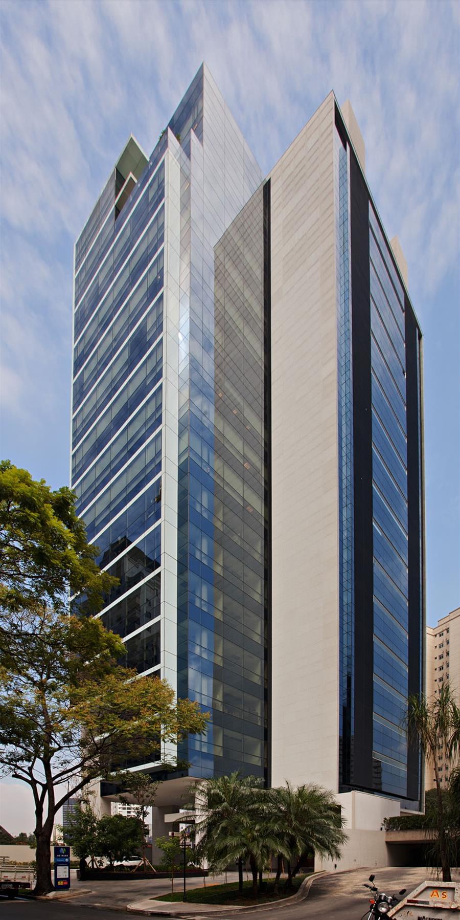 巴西 Atrium Faria Lima 商业建筑设计-2