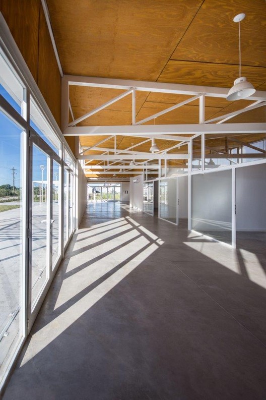 南美社区中心·灵活多功能空间营造-12