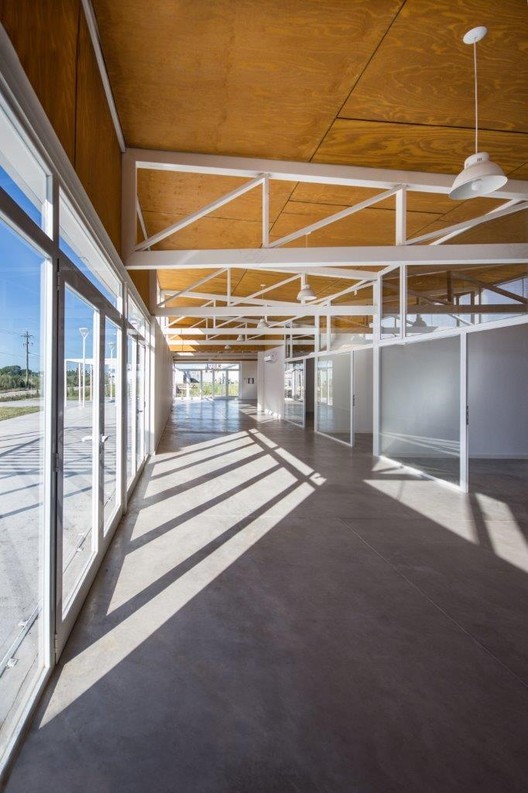 南美社区中心·灵活多功能空间营造-12