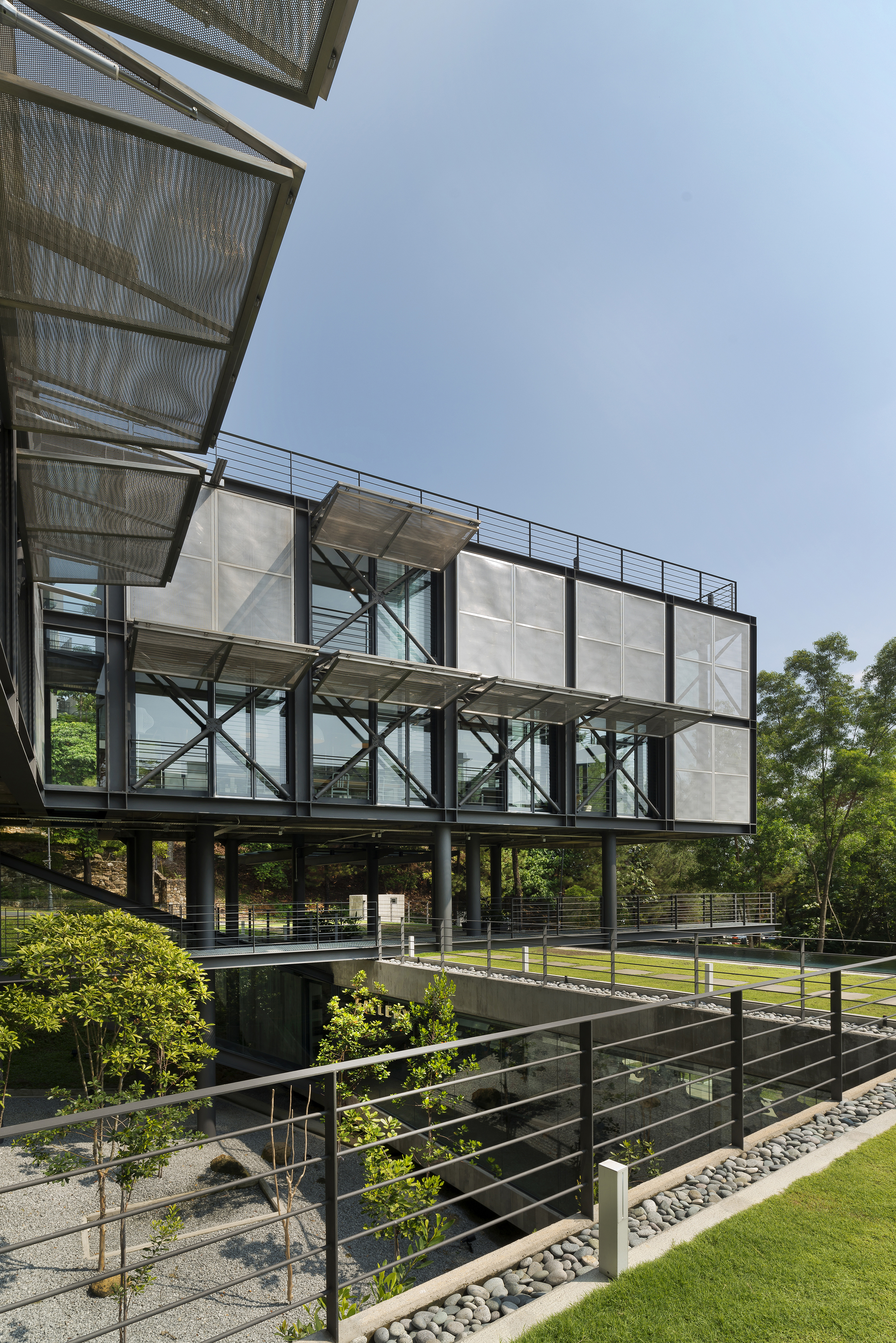 Cantilever House | Design Unit Sdn Bhd-12