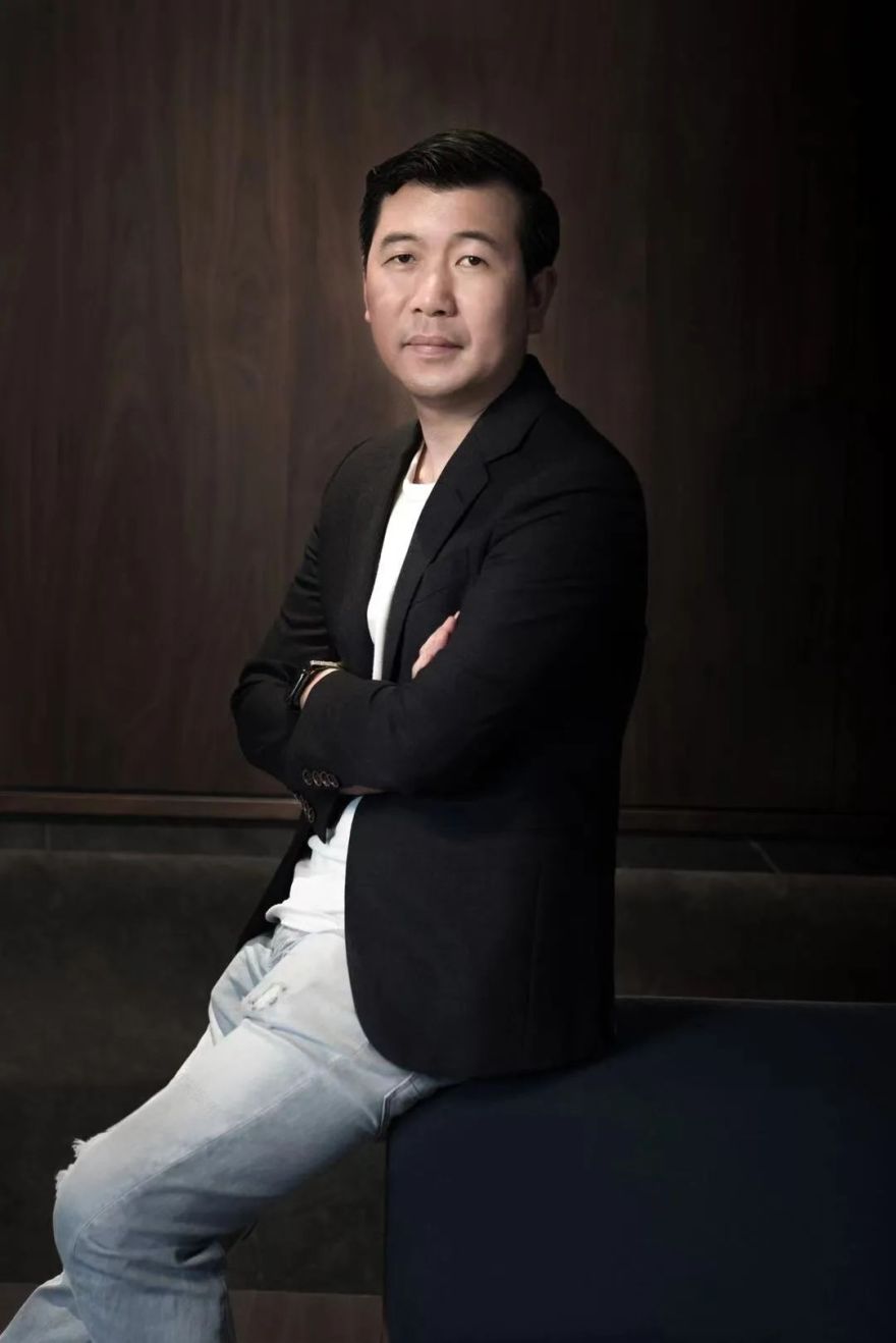 直与曲的交汇,纯粹而律动的空间丨正方良行-68