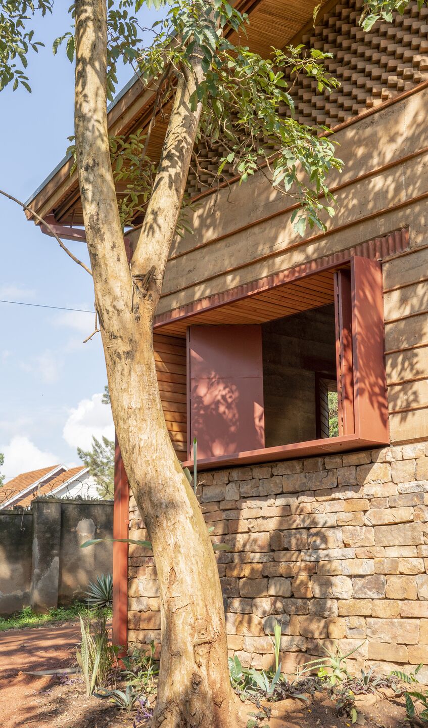 32° East Sanat Merkezi（32°东艺术中心）丨乌干达丨New Makers Bureau,Localworks-61