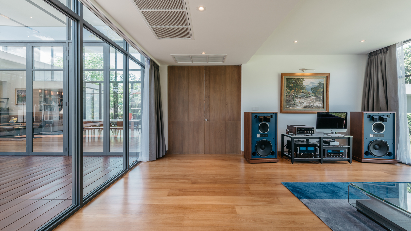 泰国现代悬浮之家-48