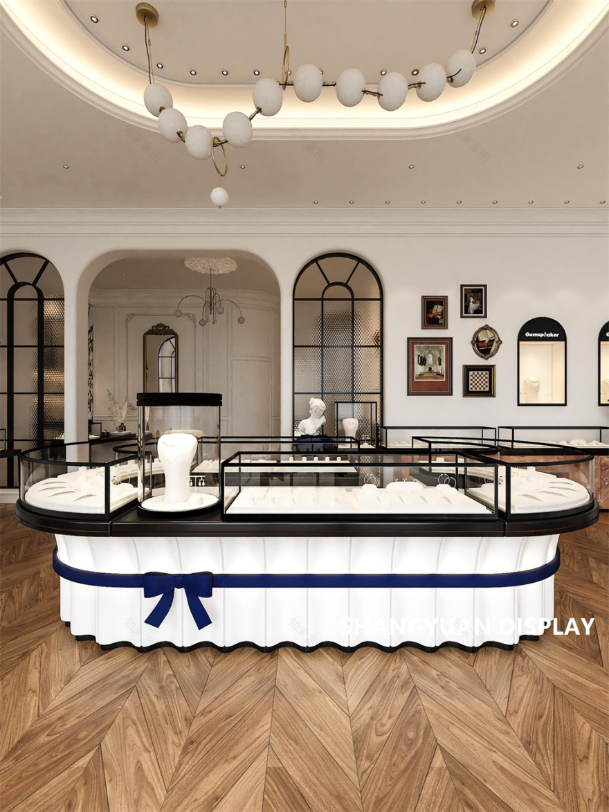 Elegant French style jewellery showroom design-4