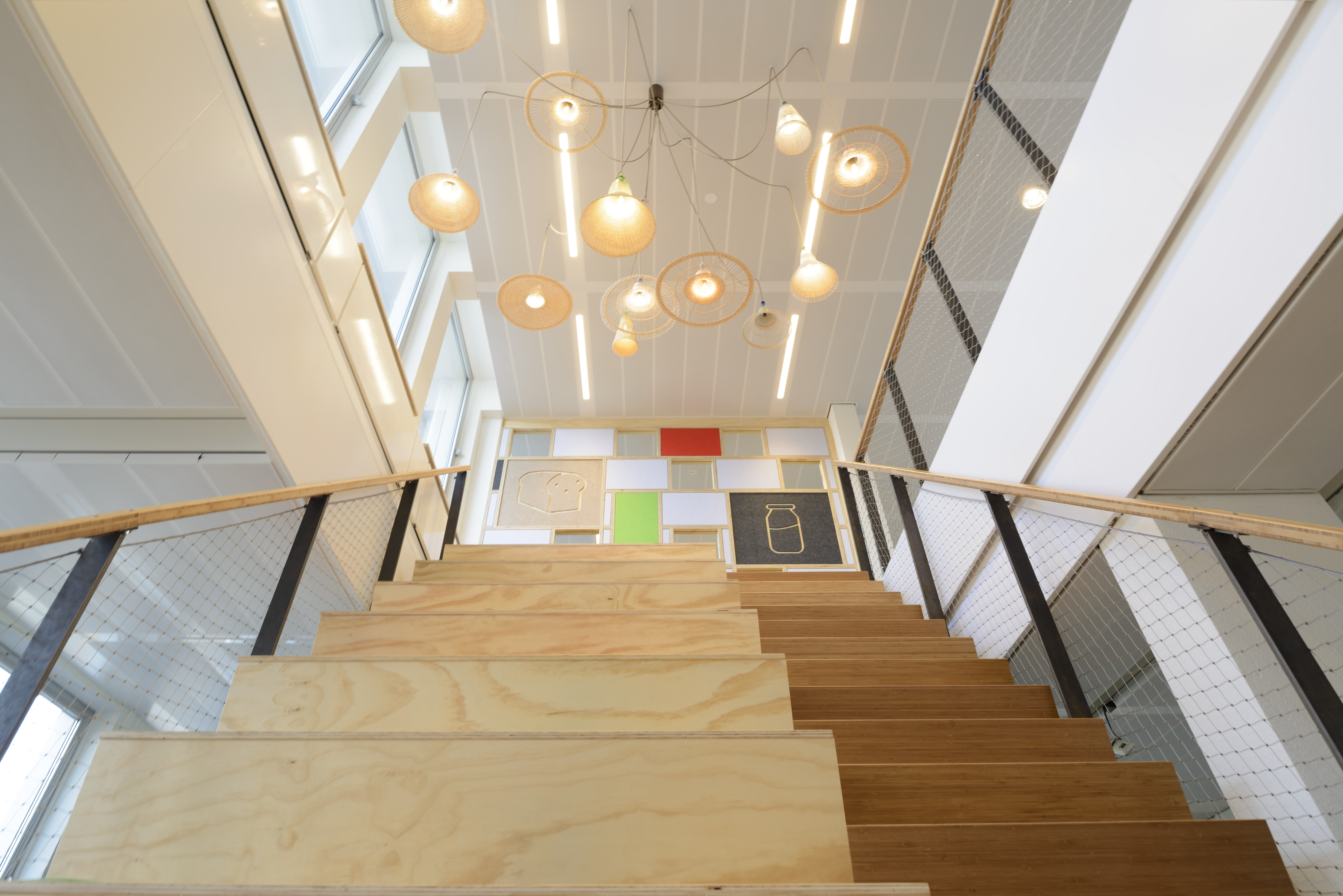 荷兰海牙营养中心——循环建筑的健康办公环境-10