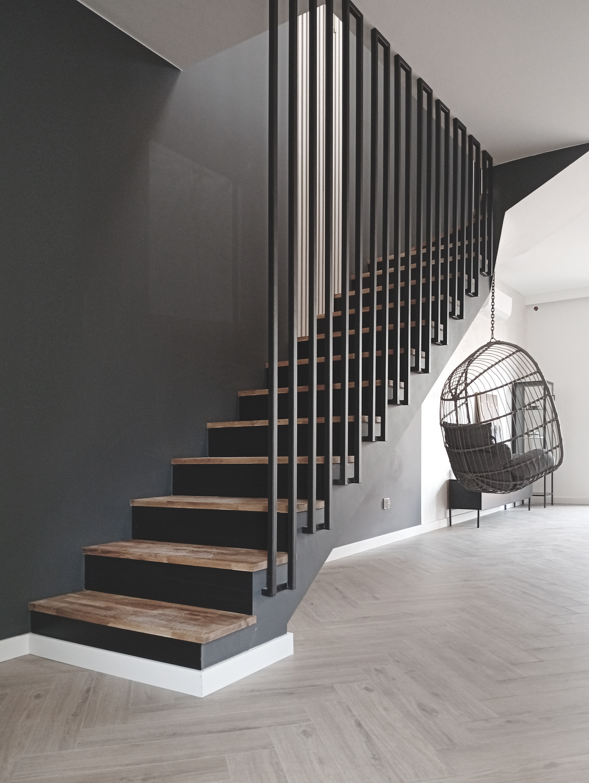 Koninko 1  STAICASE（Koninko 1  楼梯）丨波兰科宁-9