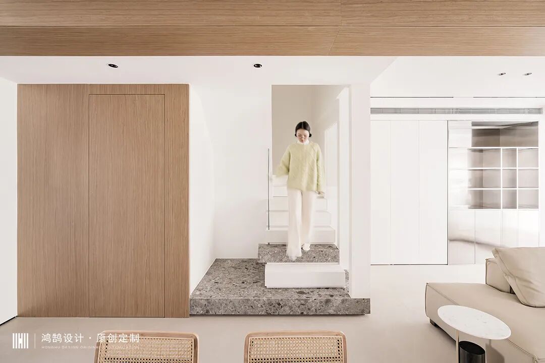 160㎡轻盈体量化空间，穿插设计手法，极致的简约-36