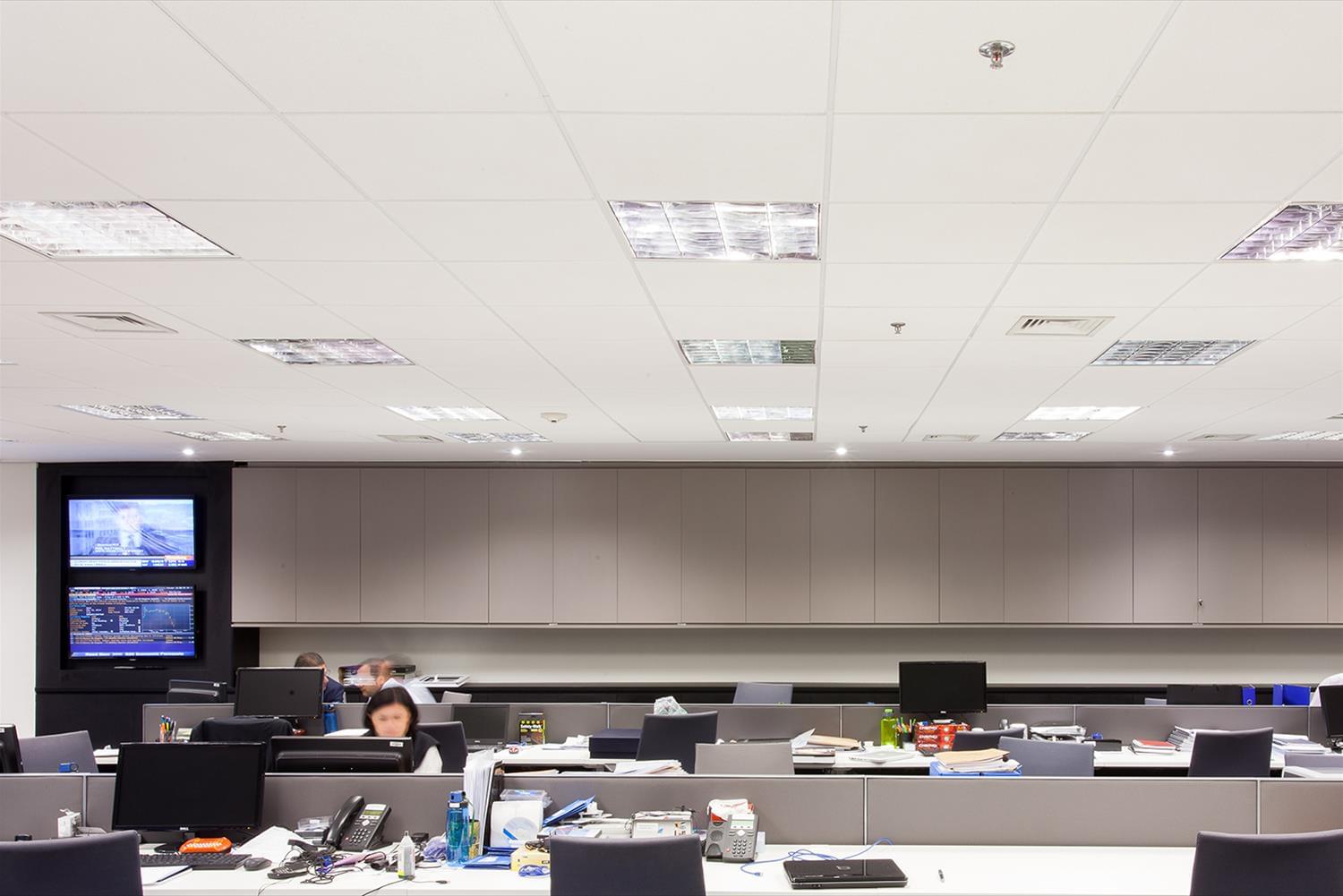 巴西 JK 办公室 | 打造舒适与私密的现代企业空间-11