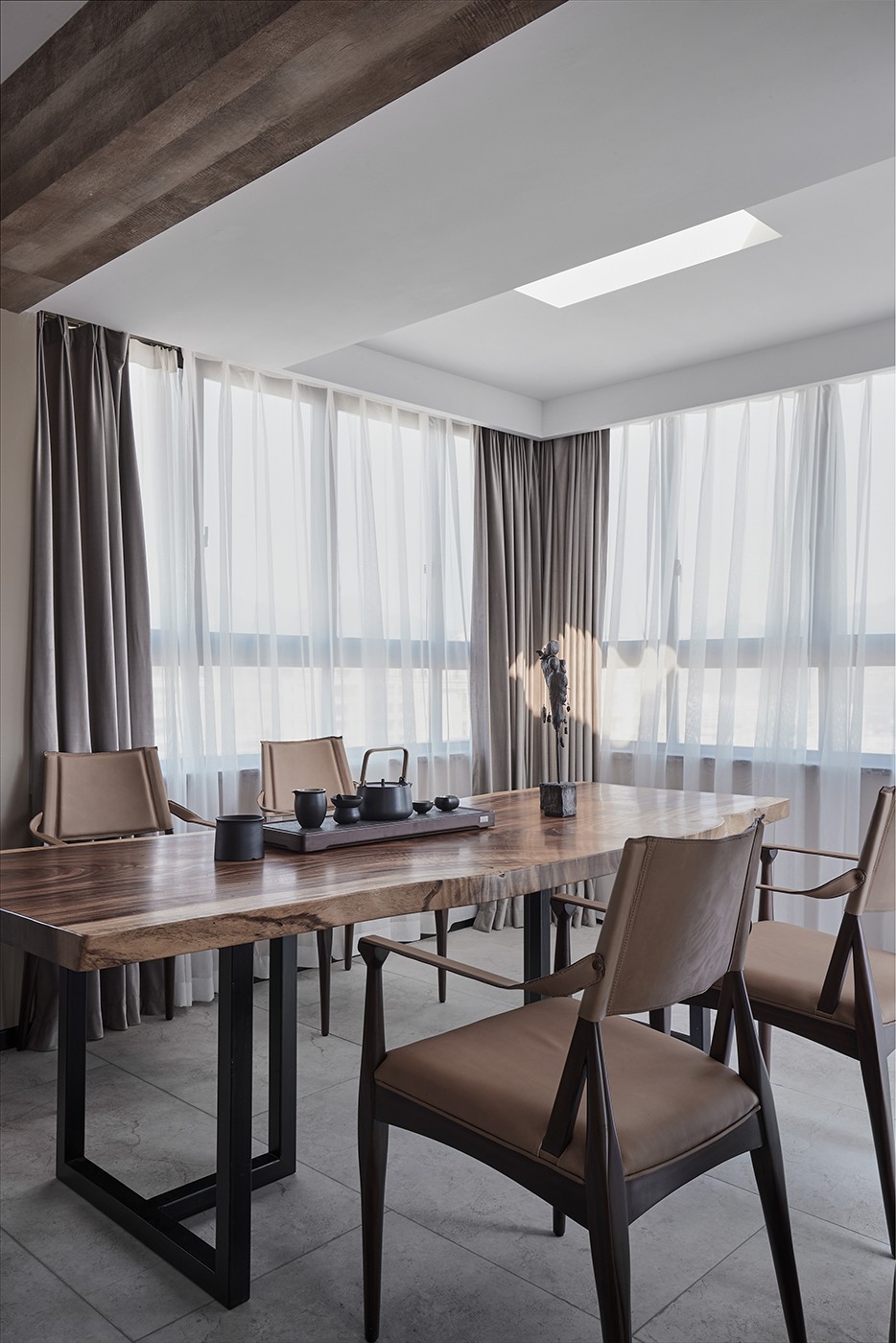 《所谓遇见》 | 冷峻与温暖共融的现代家居设计-20