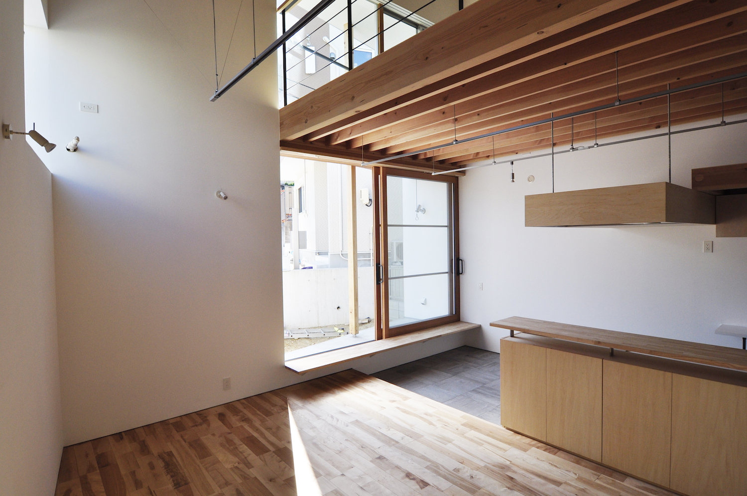 名古屋横轴山极简主义住宅-11