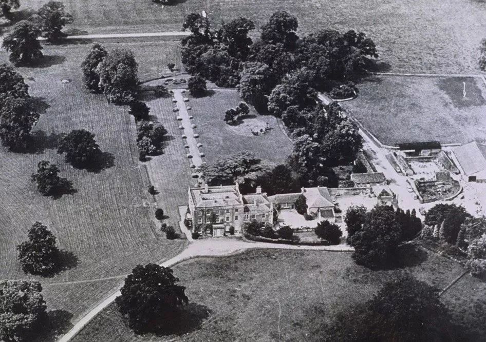 海格罗夫庄园 | 查尔斯王子的世外桃源-29