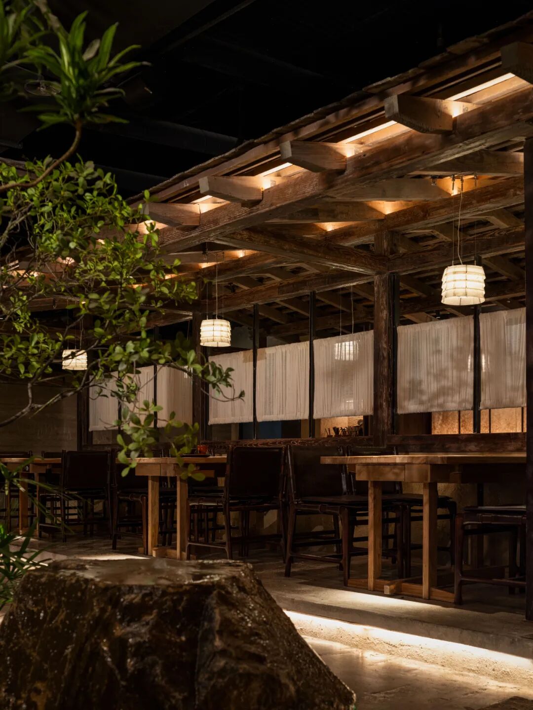 YOUNGDESIGN本样新作|共炉火锅(武昌万象城)-44