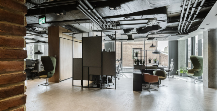 波兰华沙 Stalgast 办公室,工业风与现代化的完美结合-12