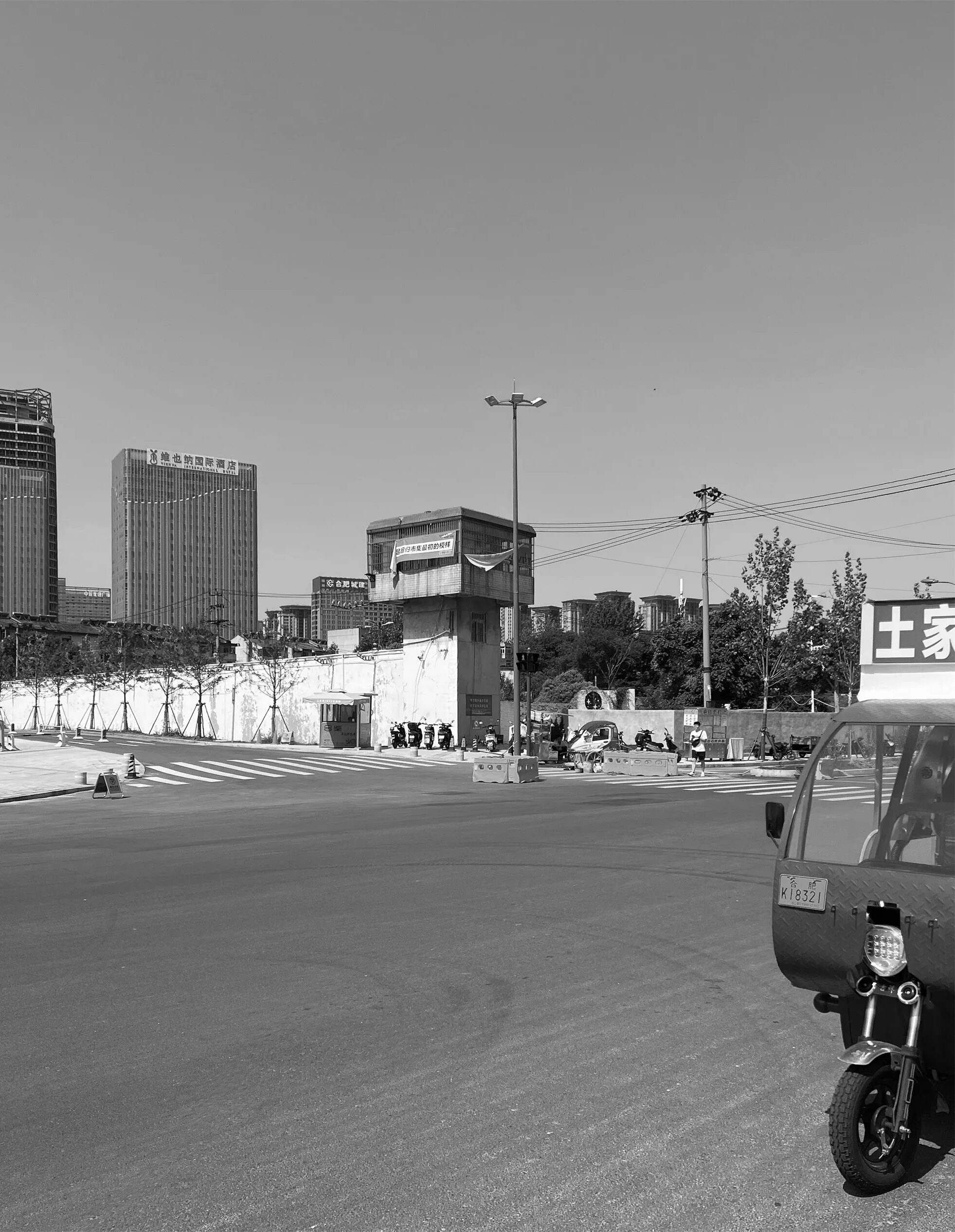 一间很小的24h书店丨中国合肥丨实在建筑设计工作室-15