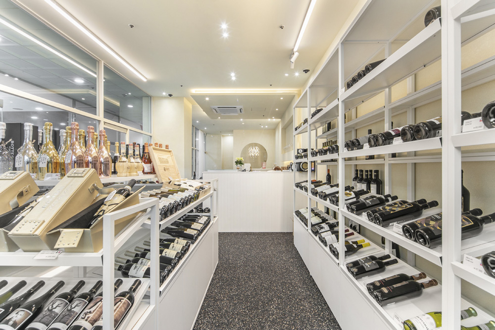 "白色调葡萄酒店设计，简约时尚"-4