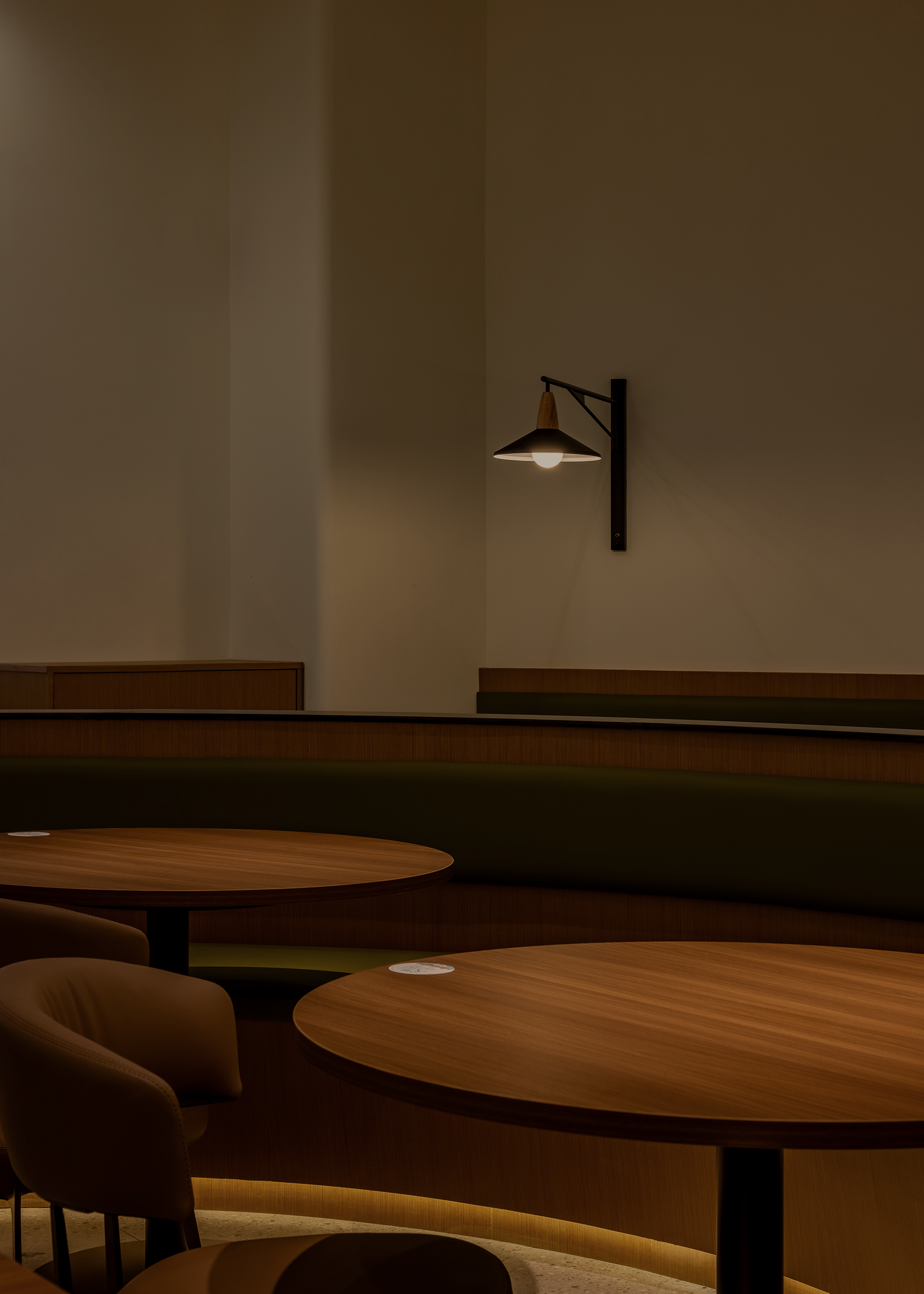 超级牛扒西餐厅丨中国苏州丨丁兆高,康文俊,乔乃睿-11