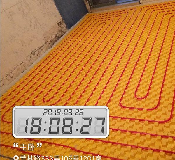 
上海嘉定绿羽蘑菇板地暖安装图_威能炉 -1