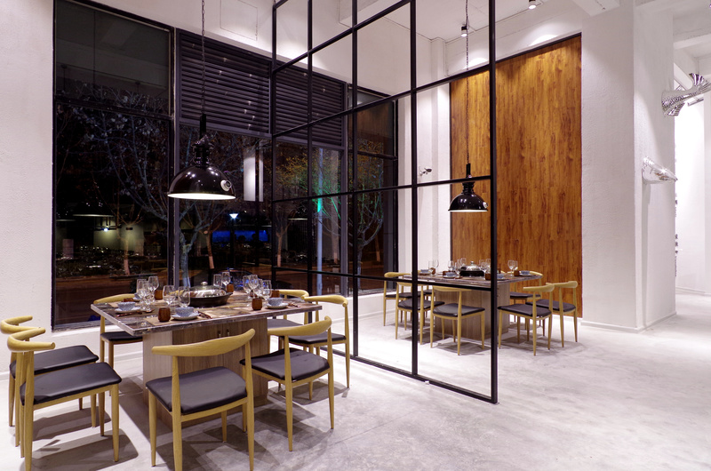 滇池畔的简约蒸汽海鲜餐厅-20