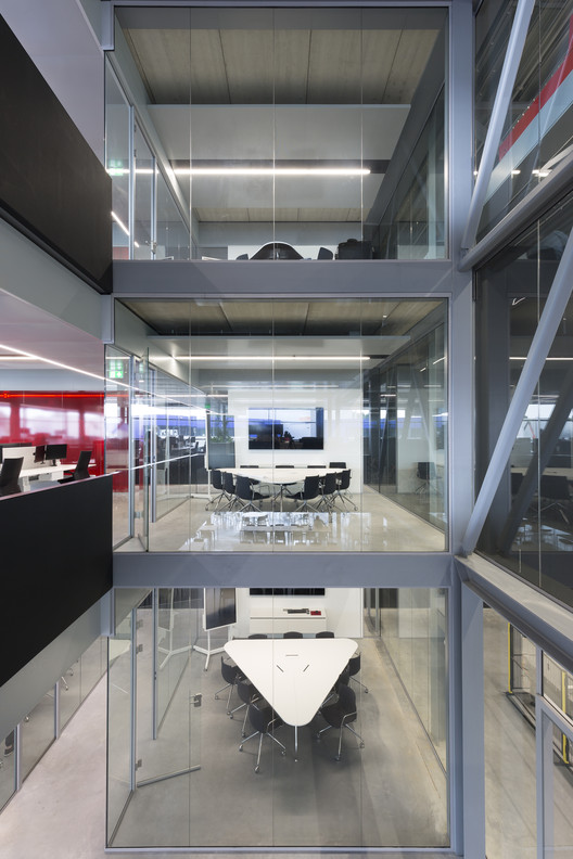 荷兰 Lan Handling Technologies 办公楼-16