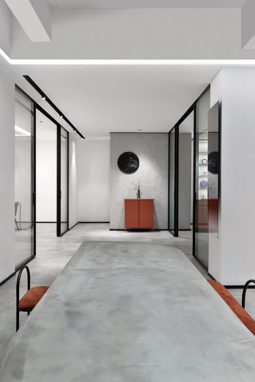 极简黑白灰的现代艺术办公空间丨中国中山丨君儿空间设计-20