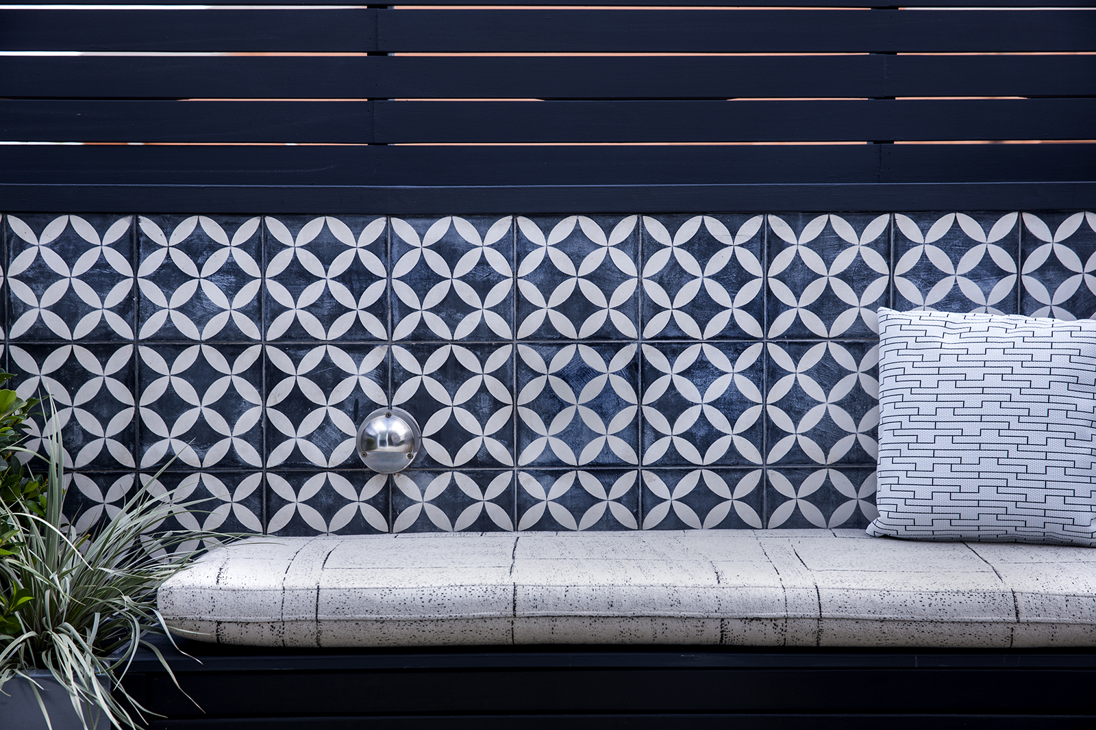 FEATURE - Better Homes & Gardens — Adam Robinson Design-11