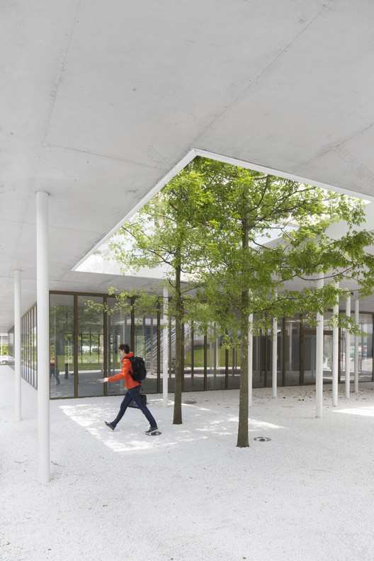 立方体校园设计 · 悬浮平台与智能支撑结构-2