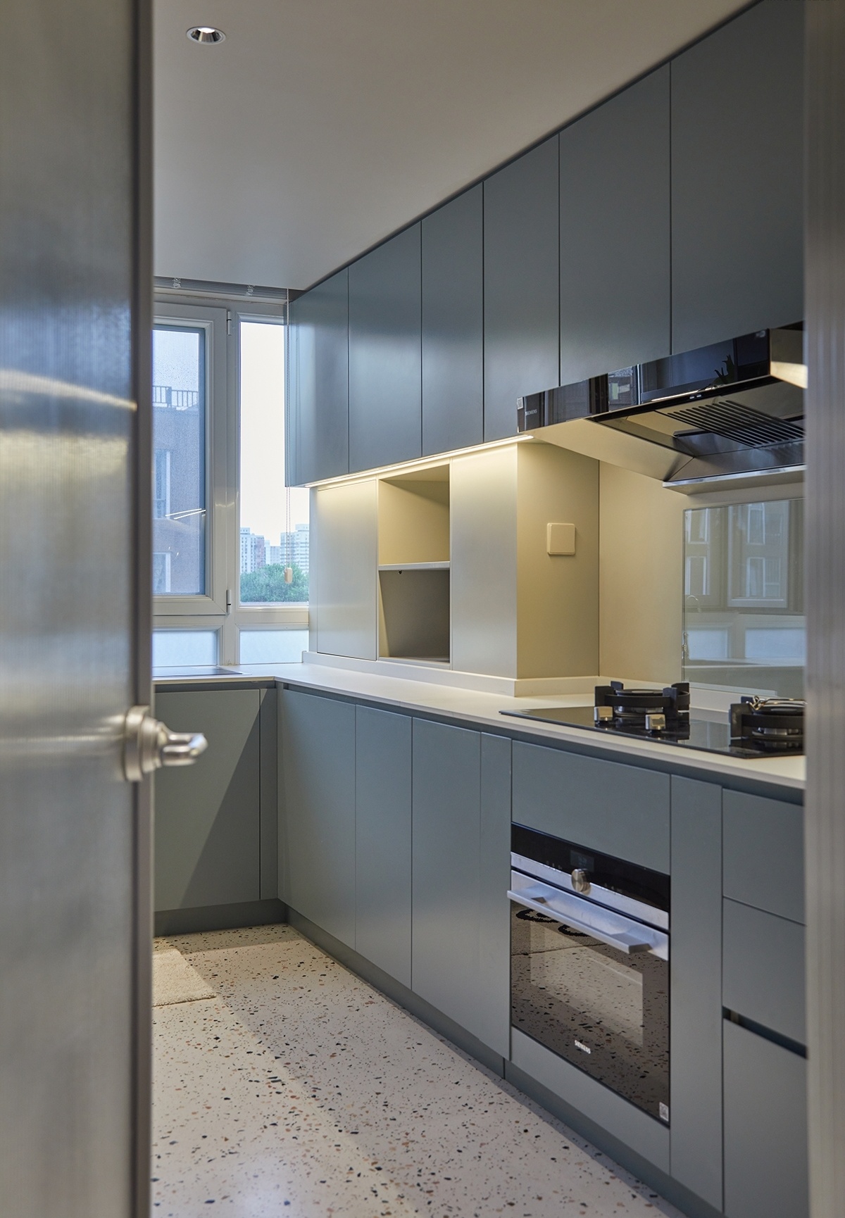 刘畅设计·灰绿色调的家-100