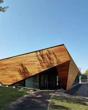 墨尔本港足球俱乐部运动及社区设施丨k20 Architecture