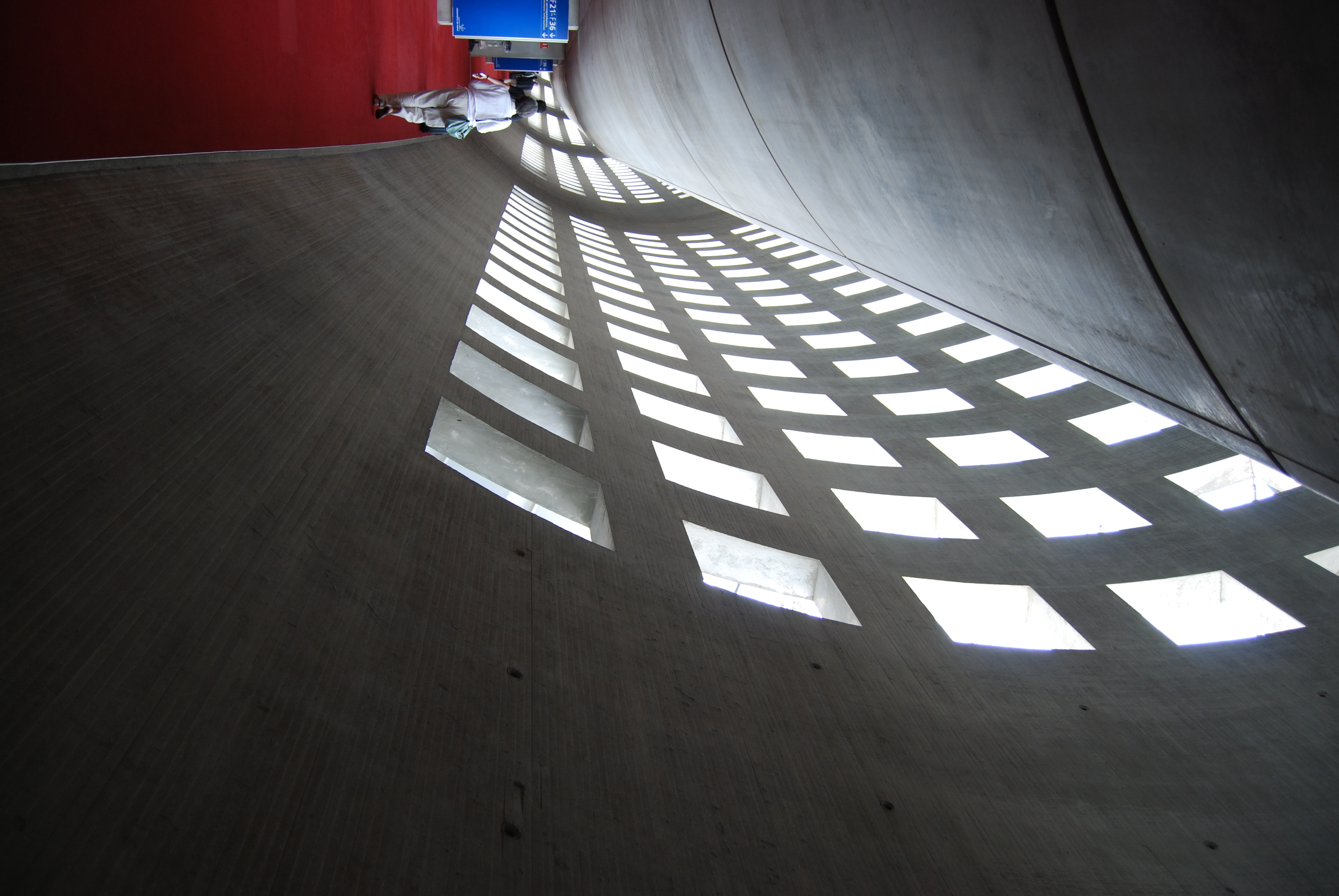 巴黎戴高乐机场航站楼丨法国巴黎丨法国建筑师保罗·安德鲁-7