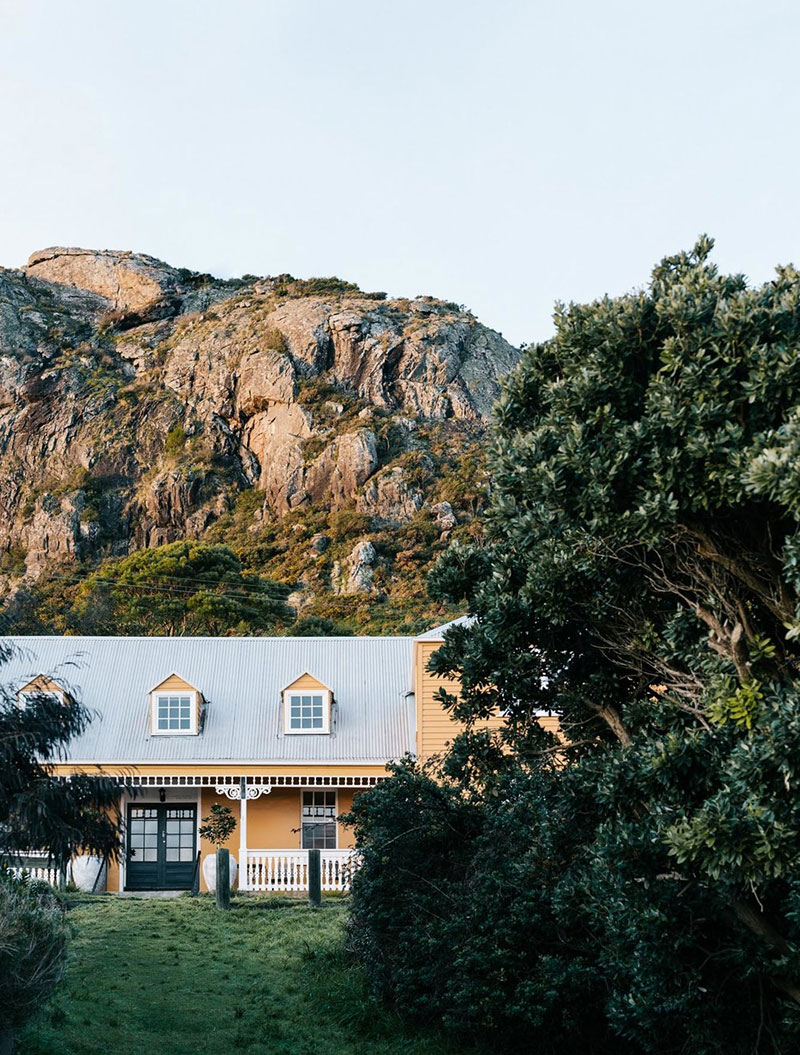 澳大利亚黄屋神秘内景，致敬大自然的中性色调设计-2