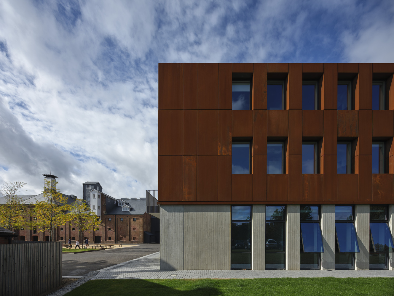 国王学校国际学院的现代演绎-30