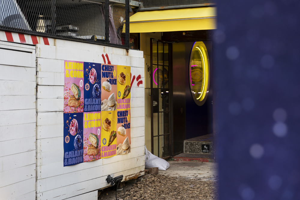 宇宙概念的 30 平米餐厅室内设计-12