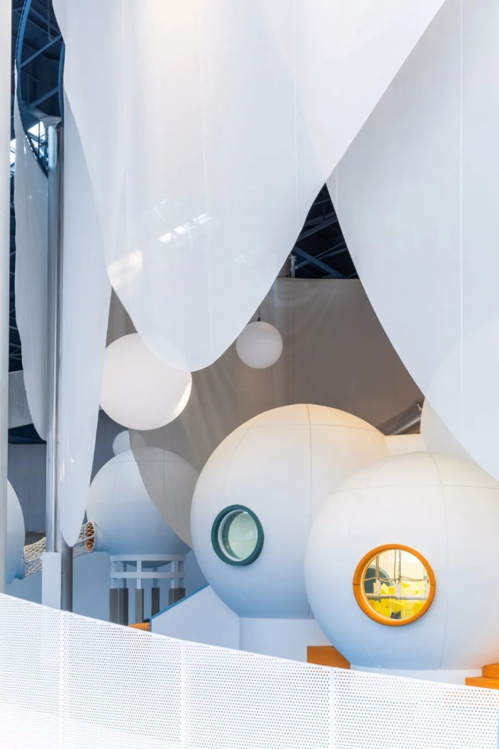 超现实 Instant Peak 未来舱(三叶公园营销体验中心)-12